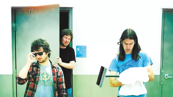 Image: Adapta-band