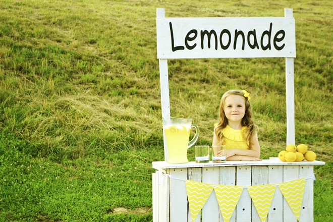 lemonade-stand-day-simply-supper.jpg