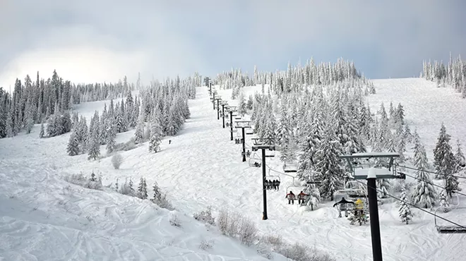 Image: 49 Degrees North Mountain Resort