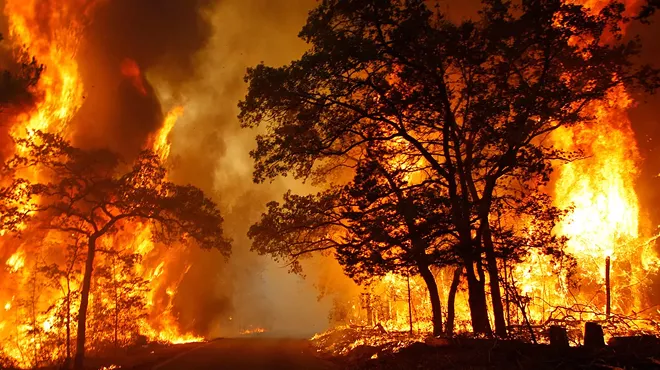 Image: California wildfires ablaze again, shelters full amidst cold front, and other headlines