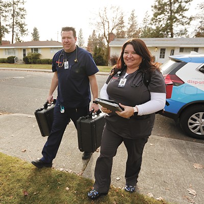 Image: Health care professionals are bringing clinic-style care right into patients' homes