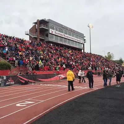 Image: Eastern finds a way to beat Weber State on a blustery day in Cheney