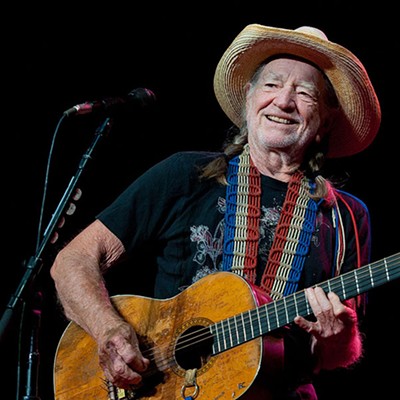 CONCERT REVIEW: Willie Nelson remains a legend, and Kacey Musgraves could be one in the making