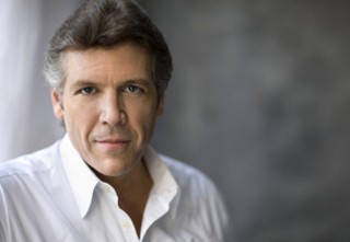 Overtures & Arias and the American Songbook with Thomas Hampson