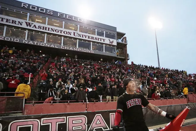 Image: UC Davis vs. Eastern Washington FCS quarterfinal football