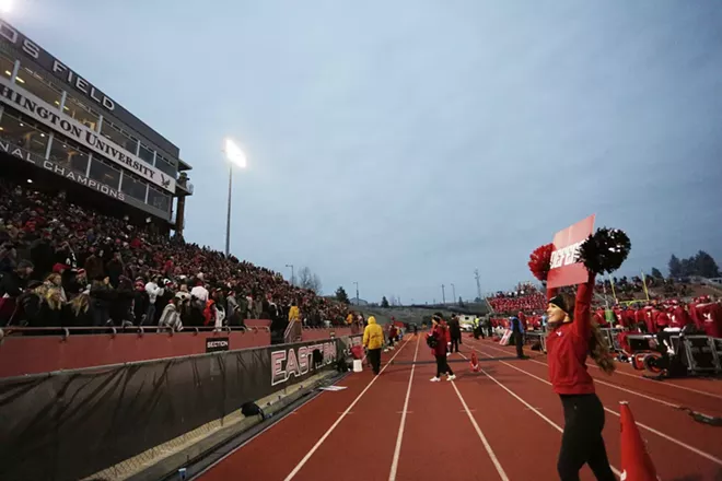Image: UC Davis vs. Eastern Washington FCS quarterfinal football