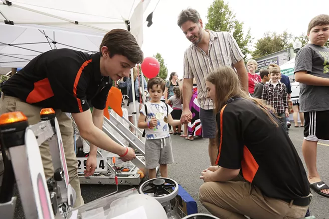 Image: 17th Annual South Perry Street Fair