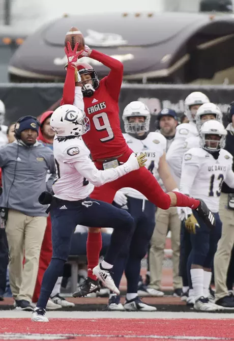 Image: UC Davis vs. Eastern Washington FCS quarterfinal football