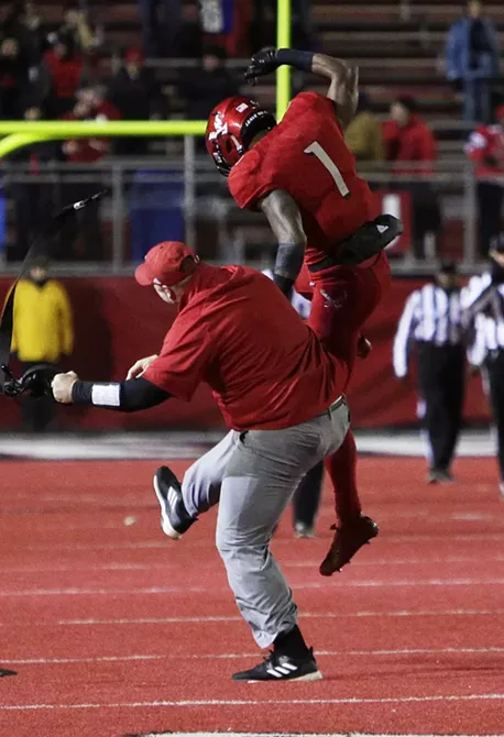 Image: UC Davis vs. Eastern Washington FCS quarterfinal football