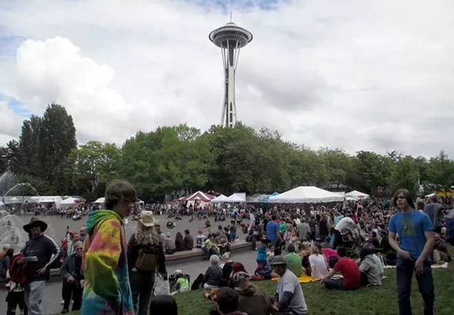11 parks and public spaces that inspired the Riverfront Park committee