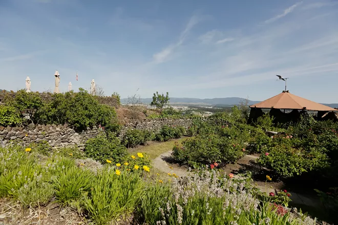 Image: A photo tour of Arbor Crest