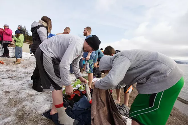 Polar Bear Plunge in Coeur d'Alene Photos