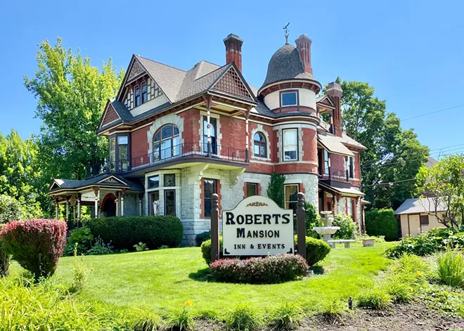 loewenberg-roberts_mansion__1st_avenue_and_cannon_street__browne_s_addition__spokane__wa__53796314871_.webp