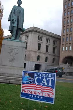 CAT FRIDAY Part 2: Vote for Keyboard Cat