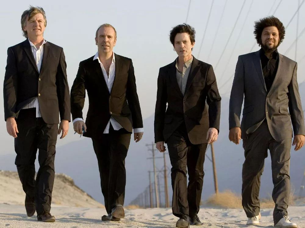 'Intriguer,' Crowded House
