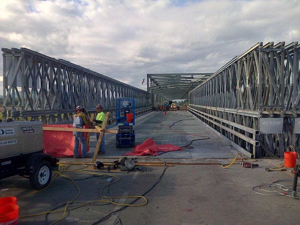 Local contractor gets Skagit Bridge repair job