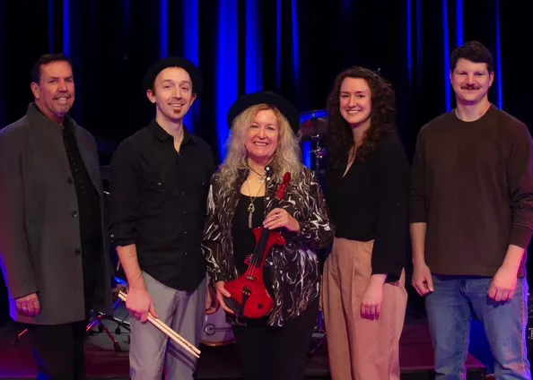 pamela_benton_band_photo_new_studio_.webp