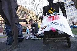 Photo Story: A Riverfront Park Tribute Run To Boston