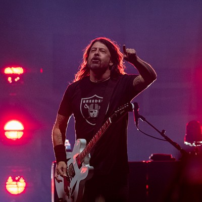 Image: Photos of Foo Fighters performing with The Breeders at the Spokane Arena on August 4, 2023