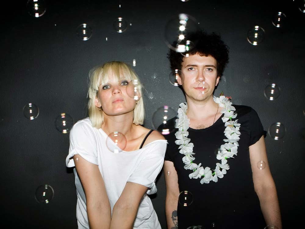'Raven in the Grave,' The Raveonettes