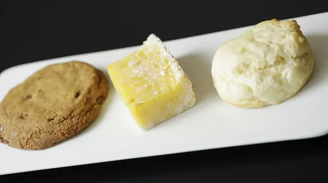 Image: Recipes: Gluten-free lemon bars, biscuits, and chocolate chip cookies