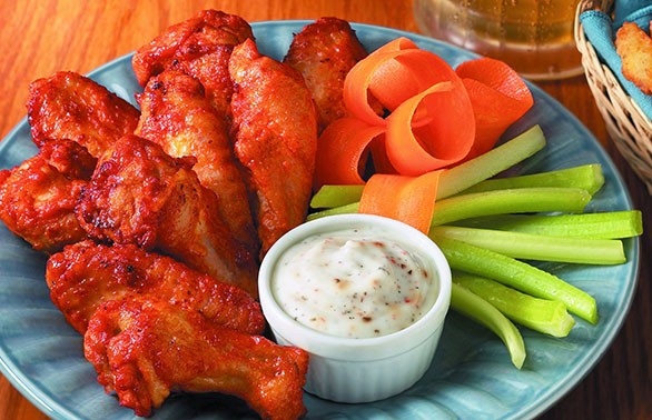 Rumored hot wing crisis jeopardizes Super Bowl noshing, but not really