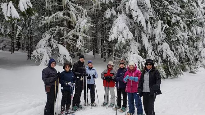 Image: Snowshoe Moonlight Tour and Dinner