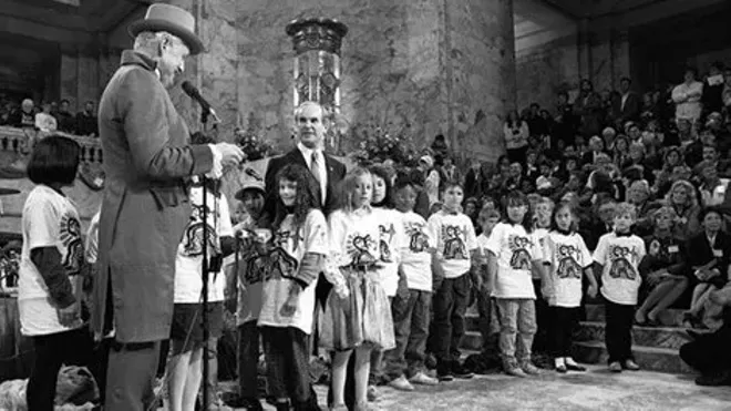 Washington children sought as "keepers" of state's Centennial Time Capsule