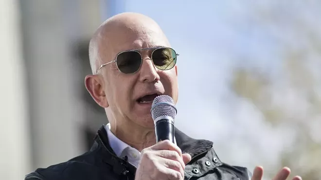 Image: The Amazon Lockdown: How an Unforgiving Algorithm Drives Suppliers to Favor the E-Commerce Giant Over Other Retailers