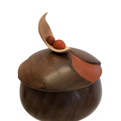 Image: Avant Garde Box