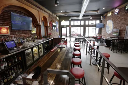 Like the neighborhood around it, the Union Tavern offers a mix of new and old in a casual setting