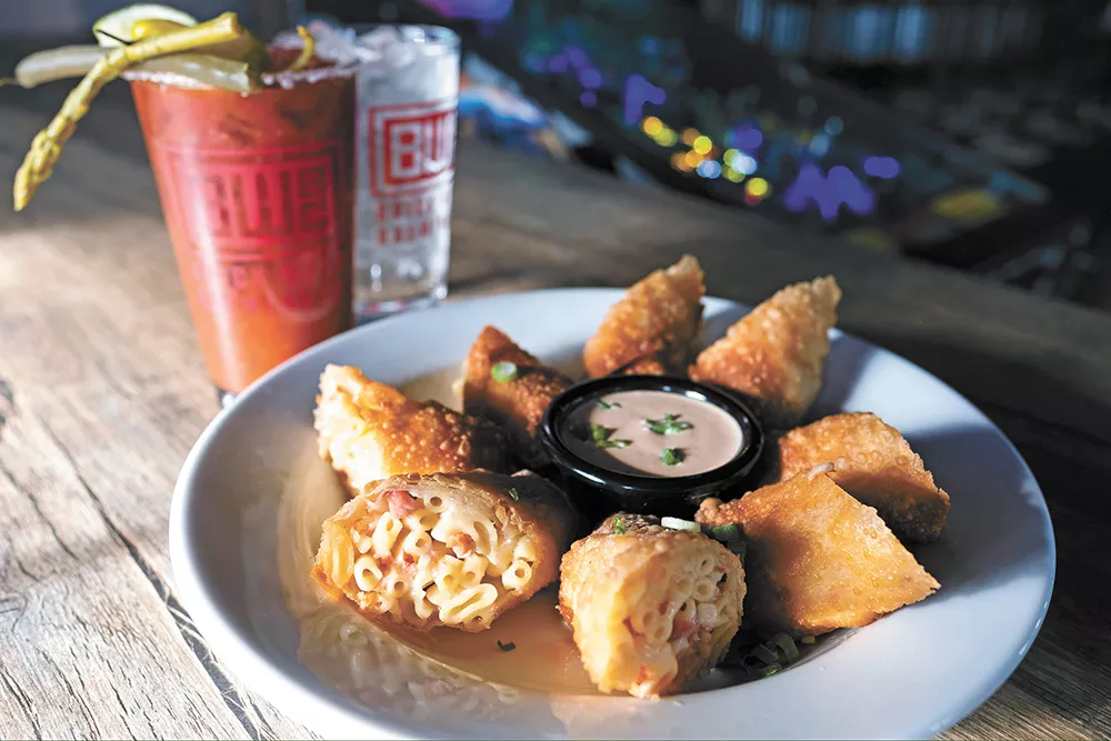 The new Barnwood Social Kitchen &amp; Tavern opens in Hillyard, offering burgers, beer and friendly neighborhood vibes