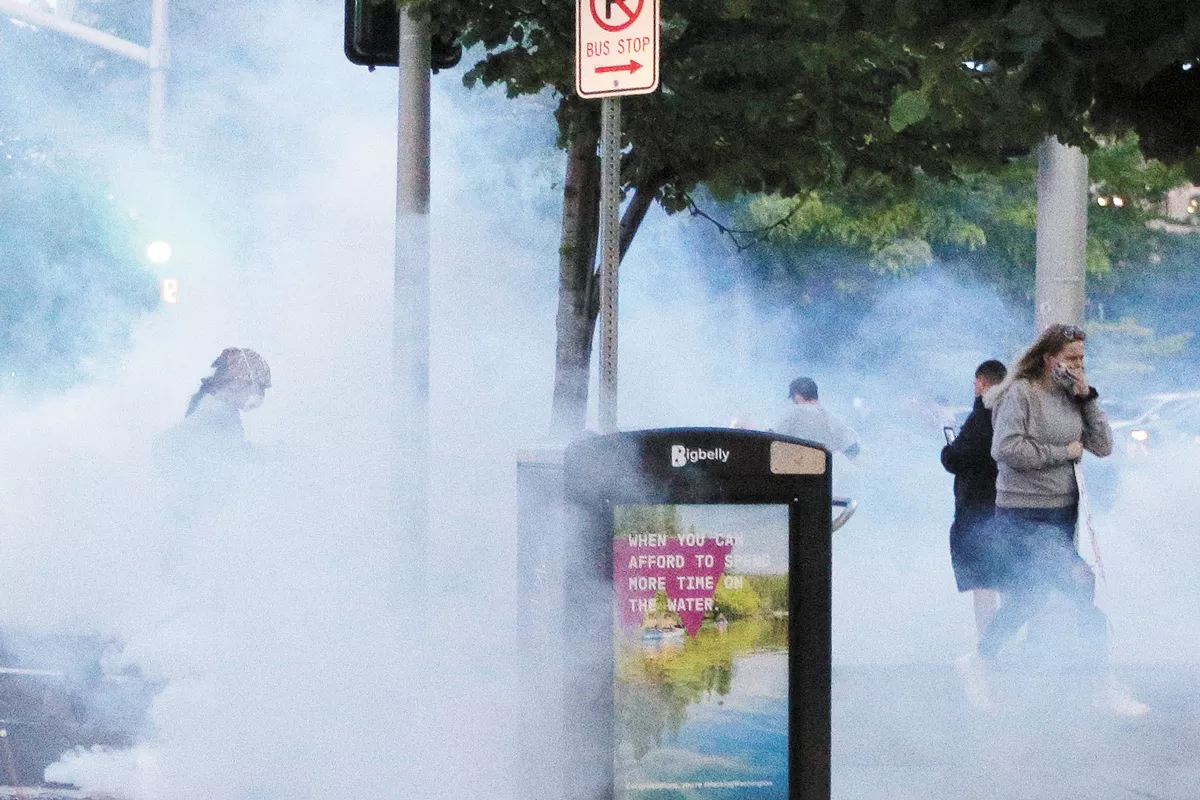 Extremist experts and law enforcement agencies brace for &#10;post-election violence &mdash; but don't want you to freak out