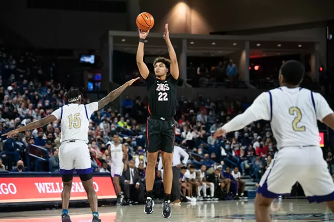 Newly aggressive Anton Watson deepens Gonzaga's frontcourt talent pool