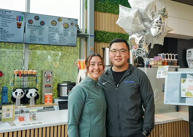 After change of flight plans, couple gets bubble tea shop off the ground