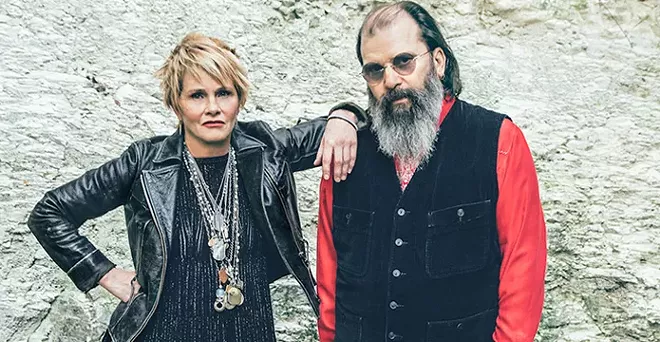 Shawn Colvin and Steve Earle bringing their new folk duo to Spokane in August