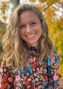 Naturopathic doctor Casey Carr hosts three farm-to-table dinners to encourage rooted thinking about food as medicine