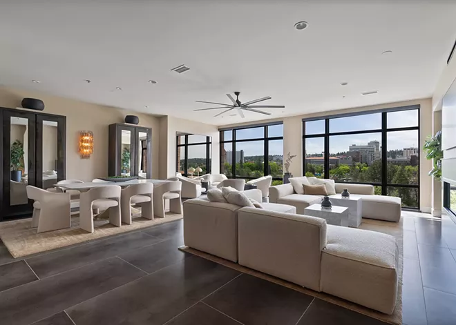 Timeless views and personal touches add up to a perfect urban perch