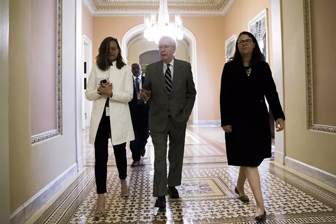 Pence Breaks Tie as Senate Votes to Begin Debating 'Obamacare' Repeal