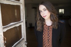 CONCERT REVIEW: Sarah Jarosz's beguiling sounds filled the Bartlett on Saturday