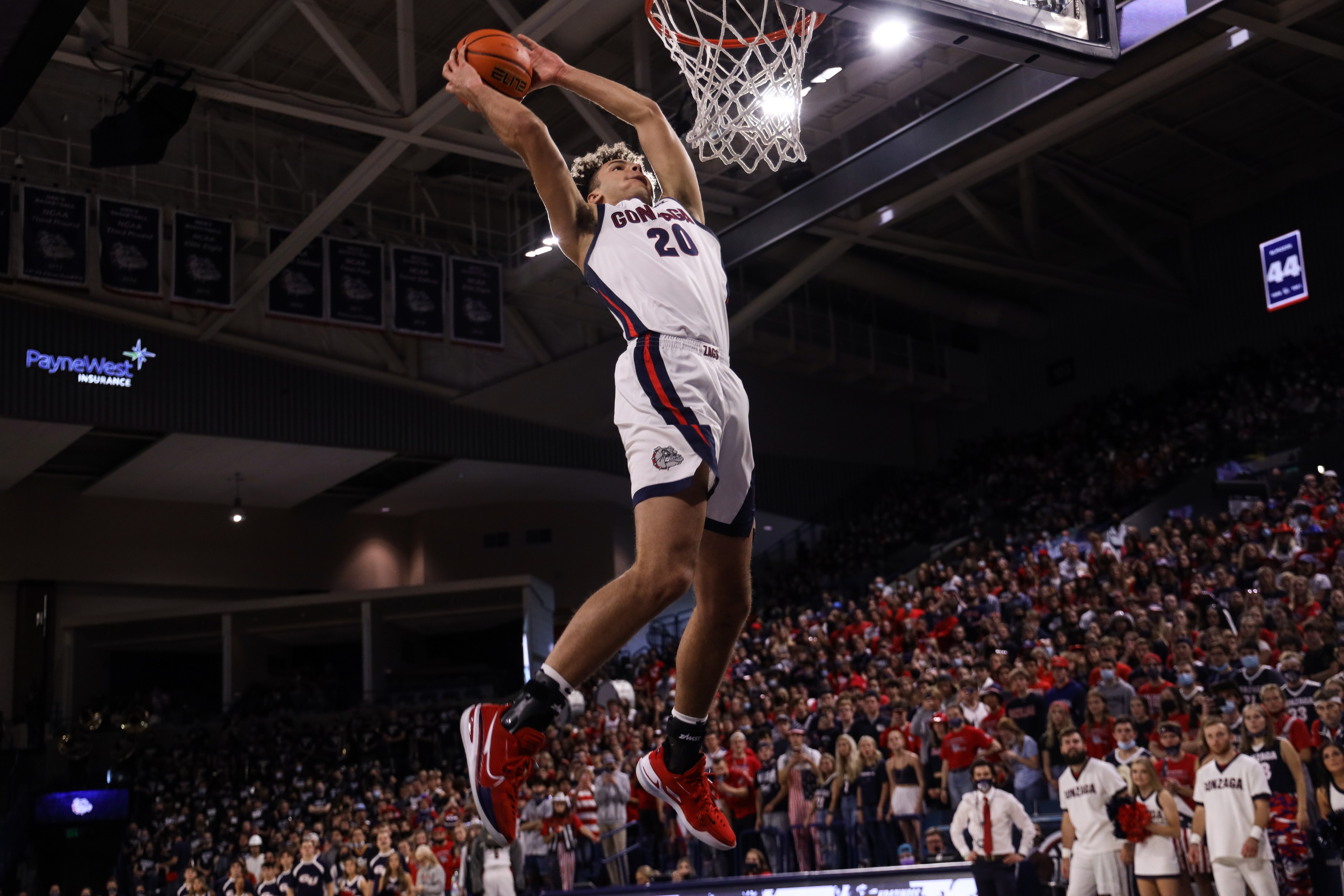 Kaden Perry leaves Gonzaga basketball team due to back injury