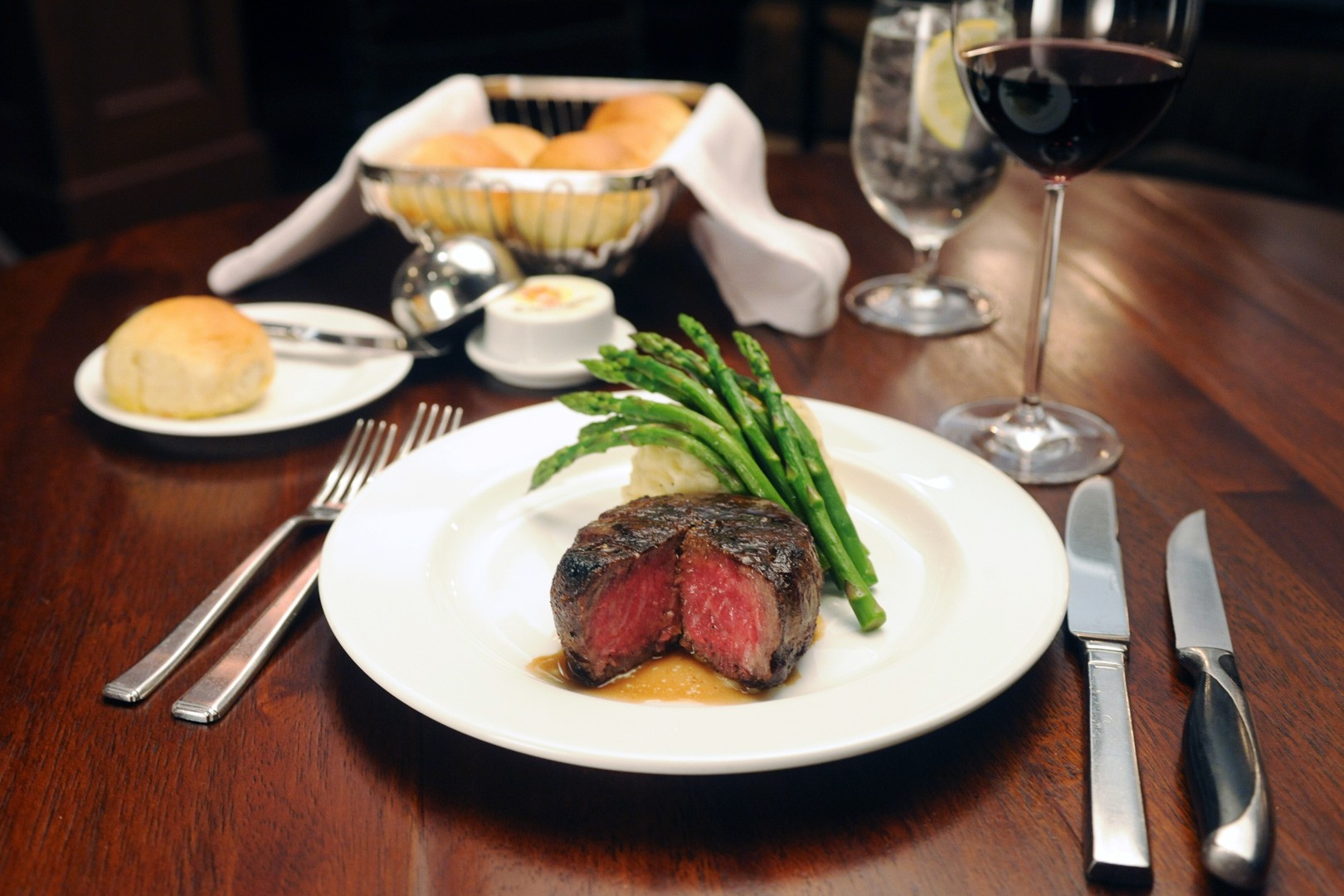 Filet Mignon Prime Steak Gift Box - Churchill's Steakhouse