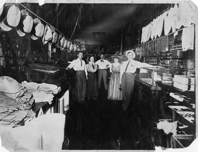 Kendricks Mercantile staff, 1910 Northport, WA