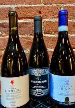 Image: Wine Tasting